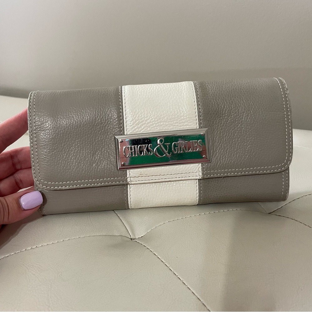 Chicks and Girlies Wallet/Wristlet
